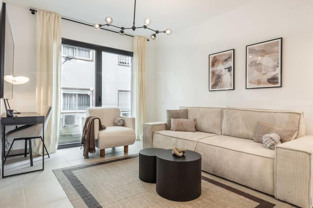 Modern Apartment With Patio & Parking By Rems Málaga Kültér fotó