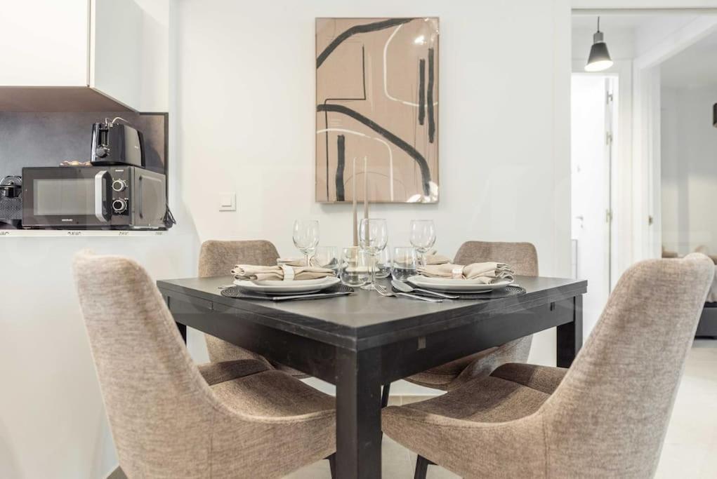 Modern Apartment With Patio & Parking By Rems Málaga Kültér fotó